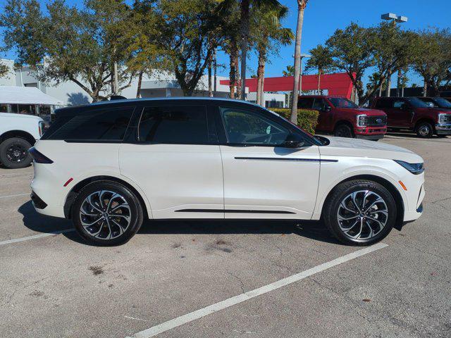 used 2025 Lincoln Nautilus car, priced at $63,913