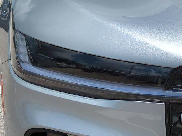 new 2025 Lincoln Nautilus car, priced at $68,160