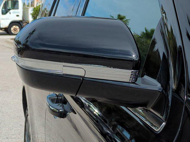 used 2020 Lincoln Navigator car, priced at $35,499