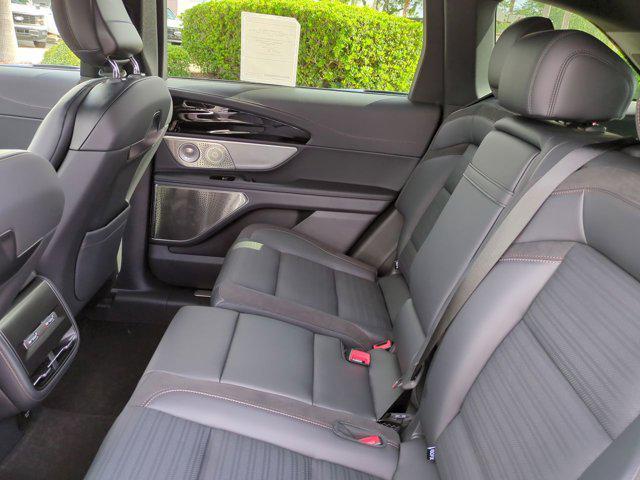 new 2025 Lincoln Nautilus car, priced at $69,910