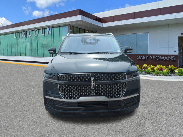 new 2025 Lincoln Navigator car, priced at $109,055