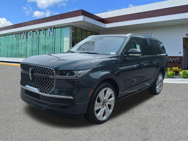 new 2025 Lincoln Navigator car, priced at $109,055