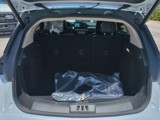 new 2025 Lincoln Corsair car, priced at $45,470
