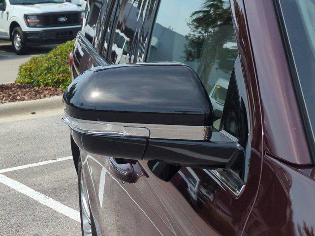 used 2023 Lincoln Navigator car, priced at $71,618