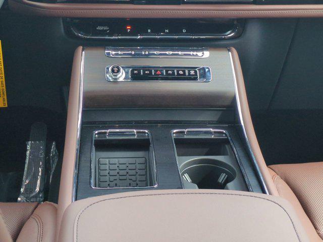 new 2025 Lincoln Aviator car, priced at $77,515