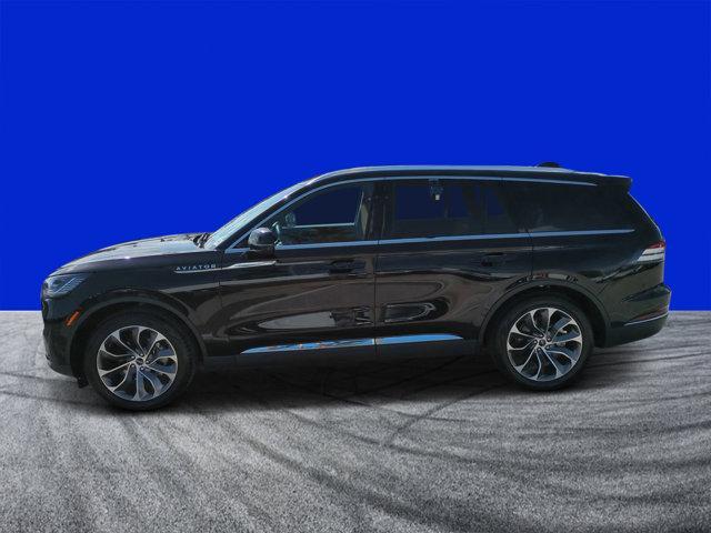 new 2025 Lincoln Aviator car, priced at $73,025