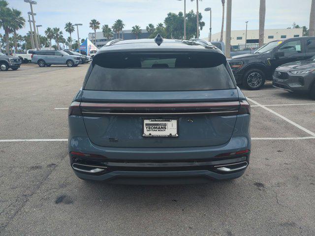 new 2025 Lincoln Nautilus car, priced at $69,660