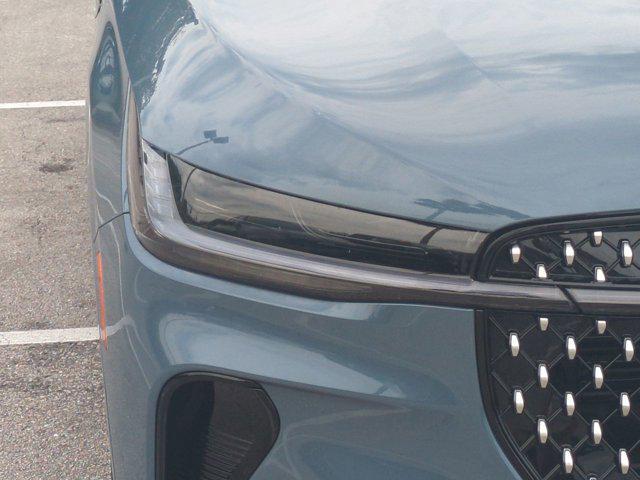 new 2025 Lincoln Nautilus car, priced at $69,660