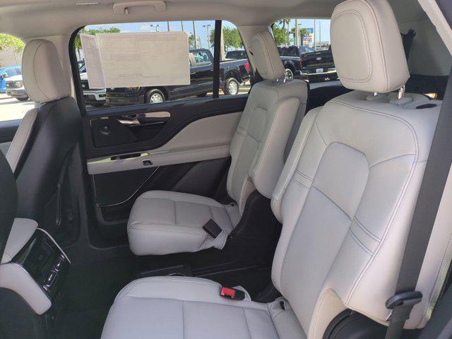 new 2025 Lincoln Aviator car, priced at $65,275