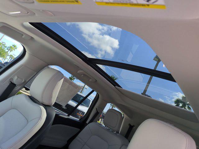 new 2025 Lincoln Aviator car, priced at $65,275