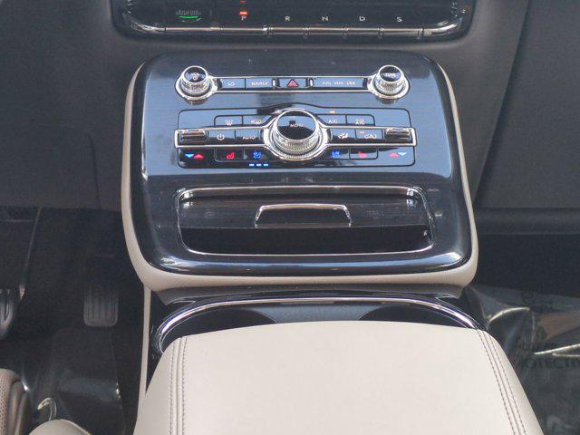 used 2022 Lincoln Nautilus car, priced at $39,646
