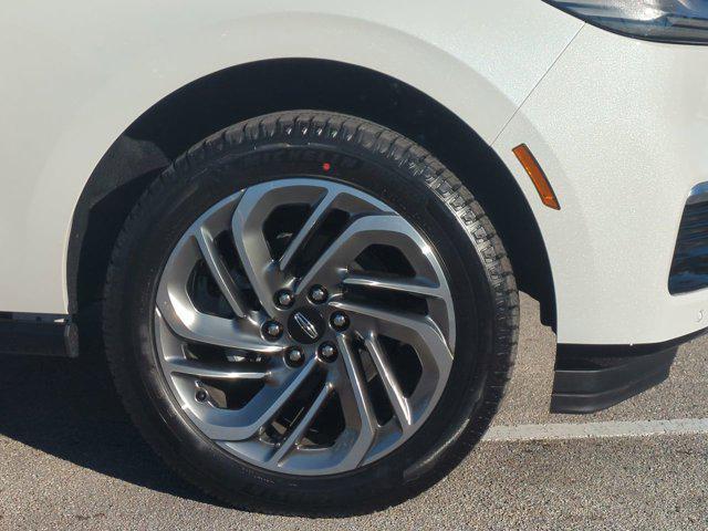 new 2025 Lincoln Navigator car, priced at $101,340