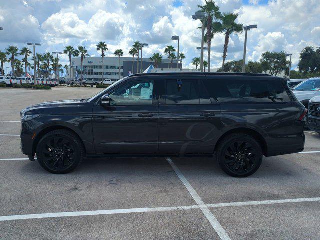 new 2025 Lincoln Navigator car, priced at $112,930