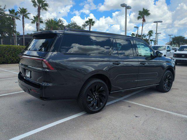 new 2025 Lincoln Navigator car, priced at $112,930