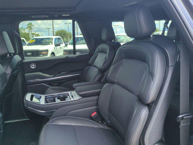 new 2025 Lincoln Navigator car, priced at $112,930