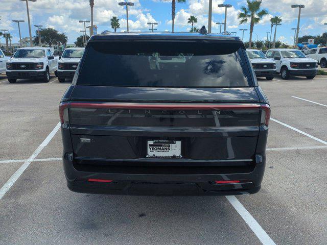 new 2025 Lincoln Navigator car, priced at $112,930