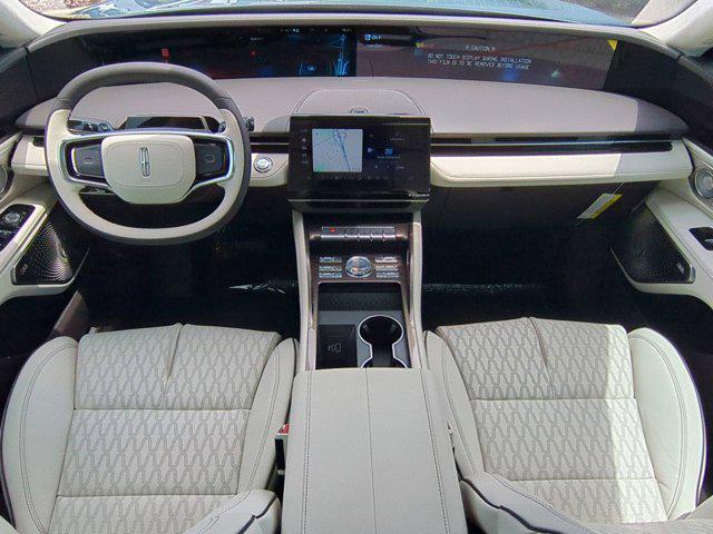 new 2025 Lincoln Nautilus car, priced at $78,395