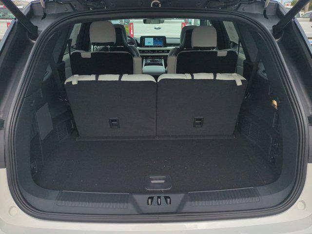 new 2025 Lincoln Aviator car, priced at $97,770