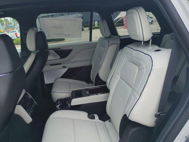new 2025 Lincoln Aviator car, priced at $97,770