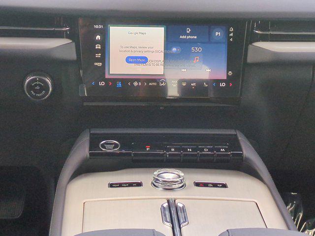 new 2025 Lincoln Navigator car, priced at $106,440