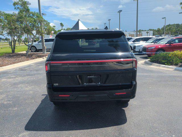 new 2025 Lincoln Navigator car, priced at $118,735