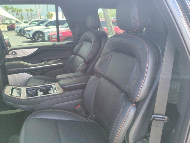 new 2025 Lincoln Navigator car, priced at $118,735