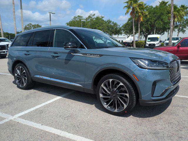 new 2025 Lincoln Aviator car, priced at $77,515