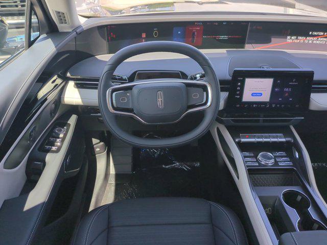 new 2025 Lincoln Nautilus car, priced at $61,705