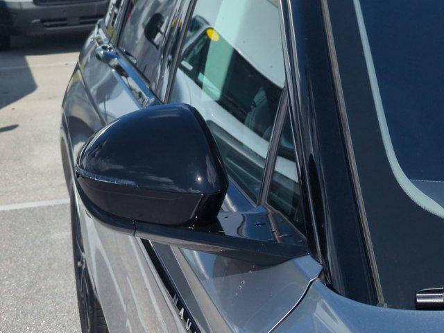 new 2025 Lincoln Nautilus car, priced at $61,705