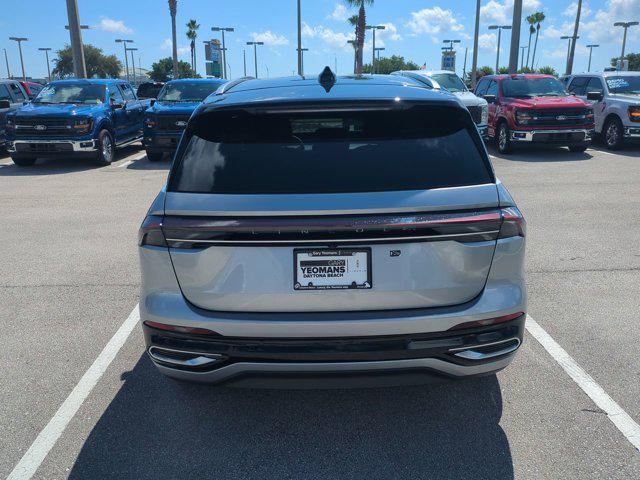 new 2025 Lincoln Nautilus car, priced at $61,705