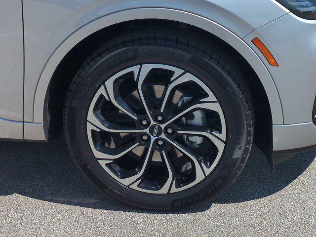 new 2025 Lincoln Nautilus car, priced at $61,705