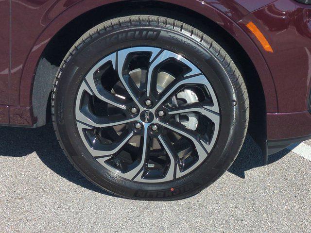 new 2025 Lincoln Nautilus car, priced at $68,910