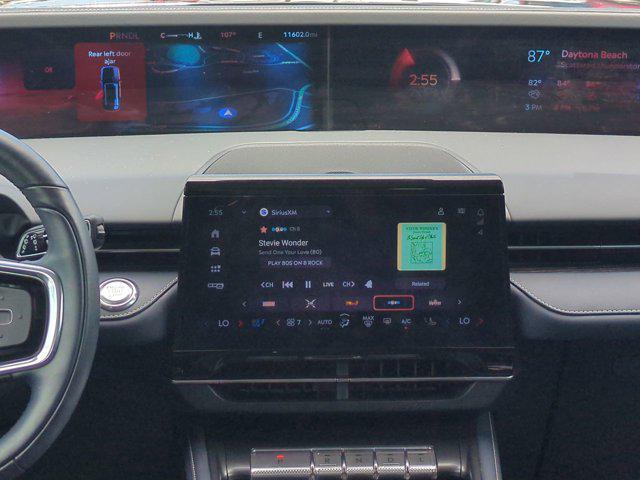 used 2024 Lincoln Nautilus car, priced at $53,999