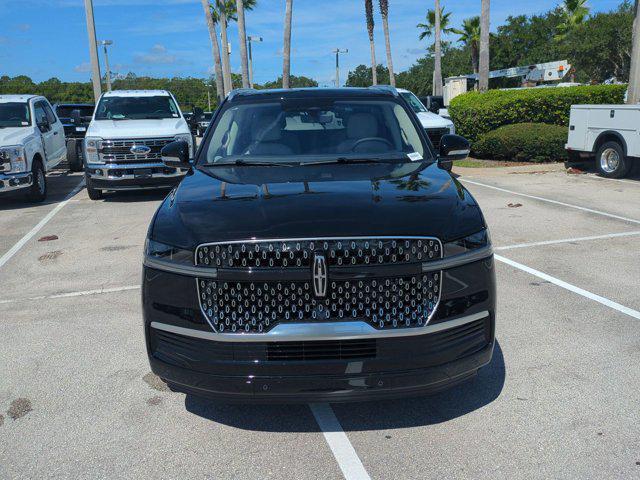 new 2025 Lincoln Navigator car, priced at $105,690
