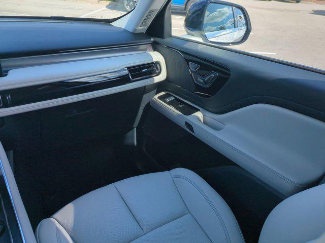 new 2025 Lincoln Aviator car, priced at $61,740