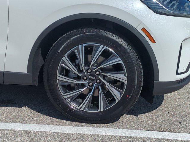 new 2025 Lincoln Aviator car, priced at $61,740