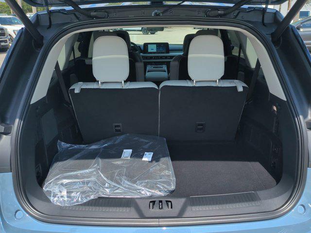 new 2025 Lincoln Aviator car, priced at $76,140
