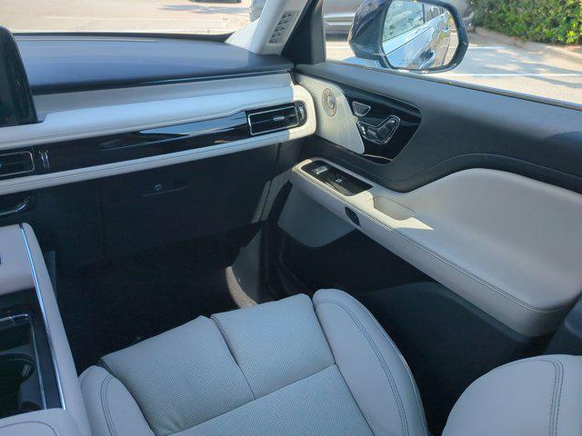new 2025 Lincoln Aviator car, priced at $76,140