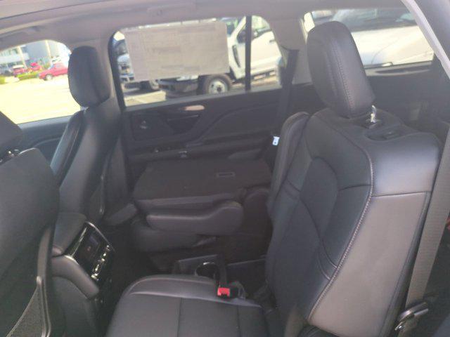 new 2025 Lincoln Aviator car, priced at $67,990