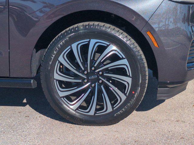 new 2025 Lincoln Navigator car, priced at $118,340