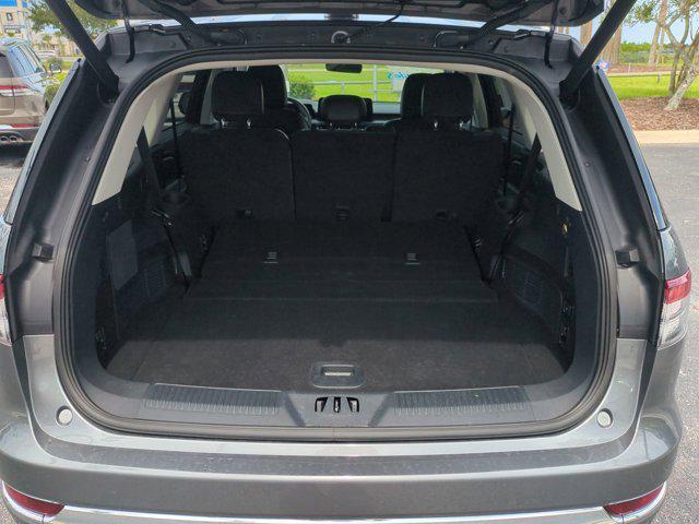 new 2025 Lincoln Aviator car, priced at $61,244