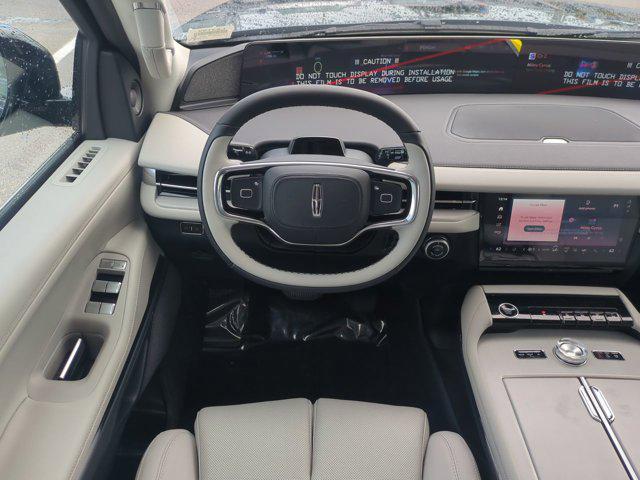 new 2025 Lincoln Navigator car, priced at $100,726