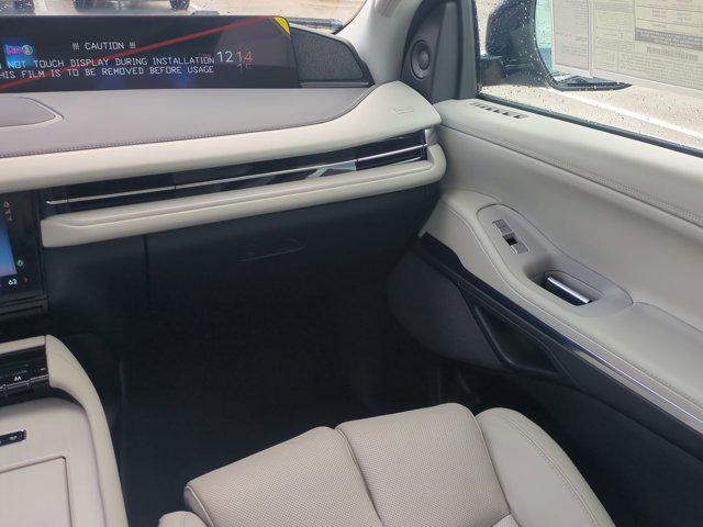 new 2025 Lincoln Navigator car, priced at $100,726