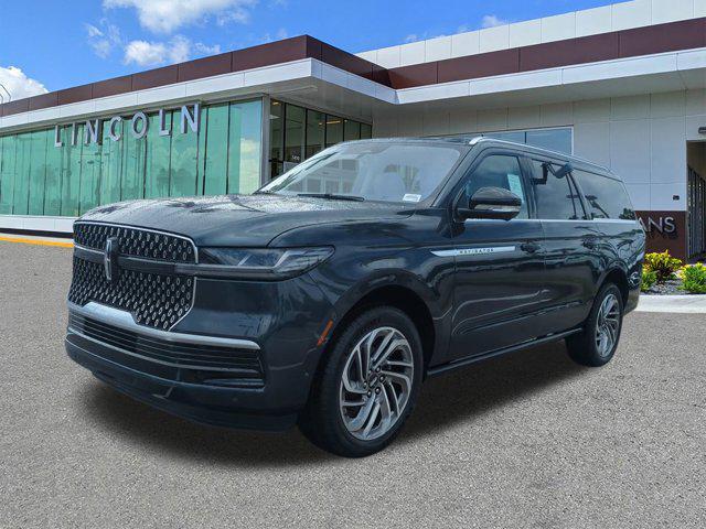 new 2025 Lincoln Navigator car, priced at $100,726