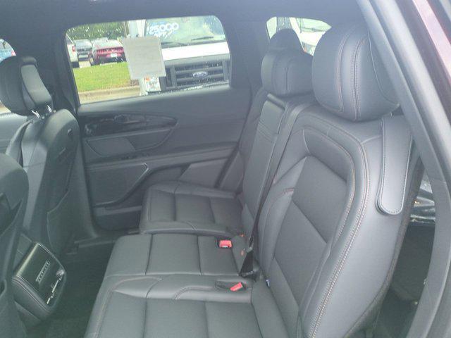 new 2025 Lincoln Nautilus car, priced at $55,565