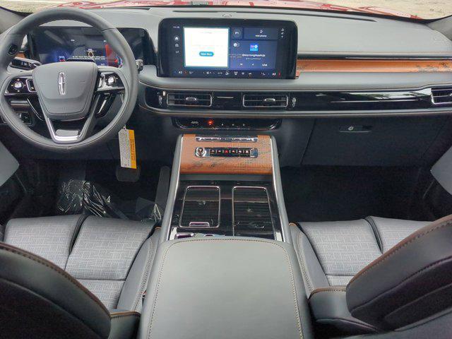 new 2025 Lincoln Aviator car, priced at $95,575