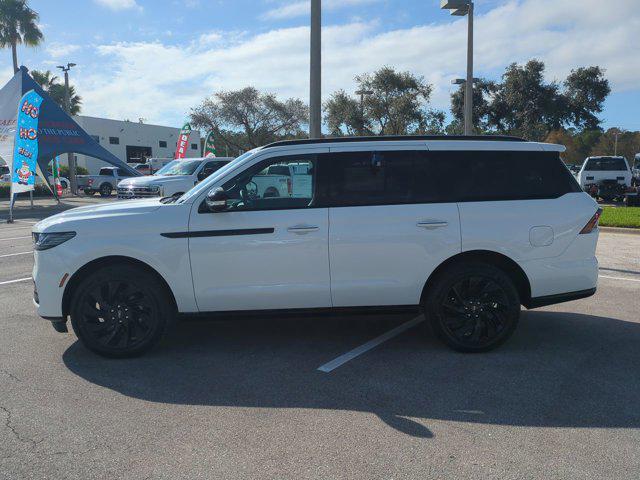 new 2025 Lincoln Navigator car, priced at $108,340