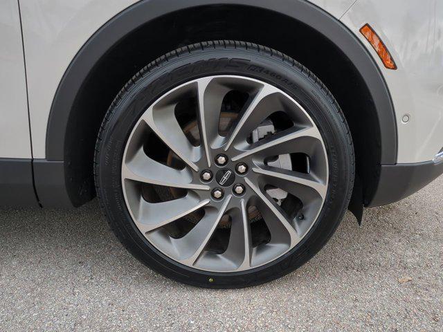 used 2022 Lincoln Nautilus car, priced at $32,386