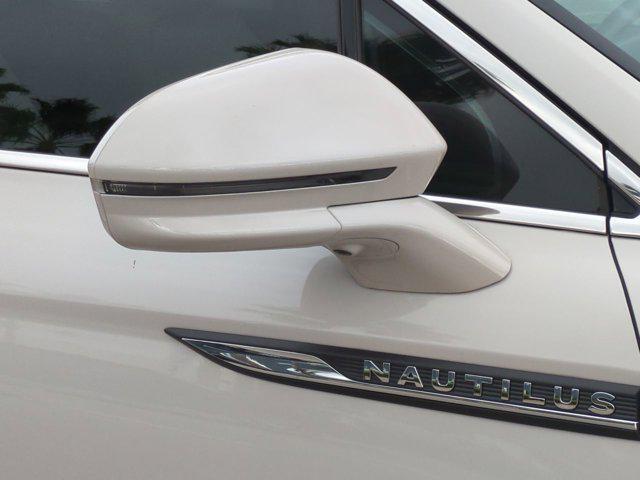 used 2022 Lincoln Nautilus car, priced at $32,386