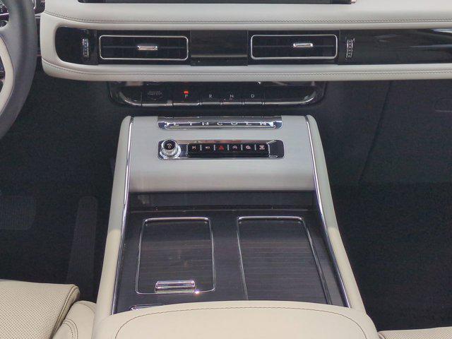 new 2025 Lincoln Aviator car, priced at $79,035